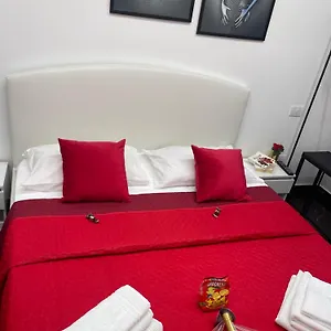 Lux House Airport Pensjonat