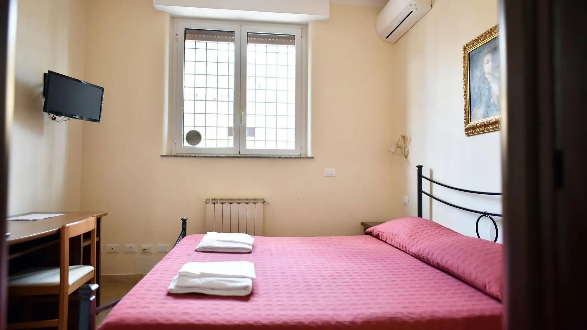 Anthony Guesthouse Roma 2*,